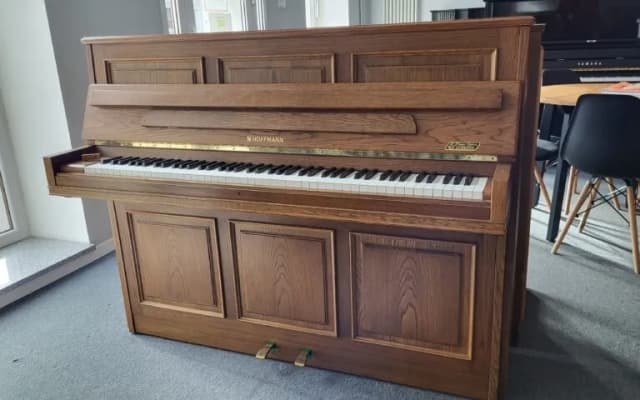 Poznaj pianino: kompletny opis instrumentu muzycznego i jego zastosowania Poznaj pianino: kompletny opis instrumentu muzycznego i jego zastosowania