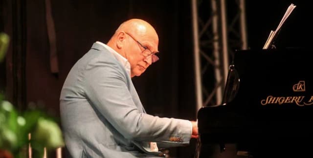 Włodek Pawlik - Muzyk jazzowy, który zrewolucjonizował polski jazz Włodek Pawlik - Muzyk jazzowy, który zrewolucjonizował polski jazz