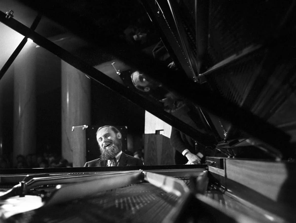 Polscy pianiści jazzowi: ich wpływ na muzykę jazzową i historię Polscy pianiści jazzowi: ich wpływ na muzykę jazzową i historię